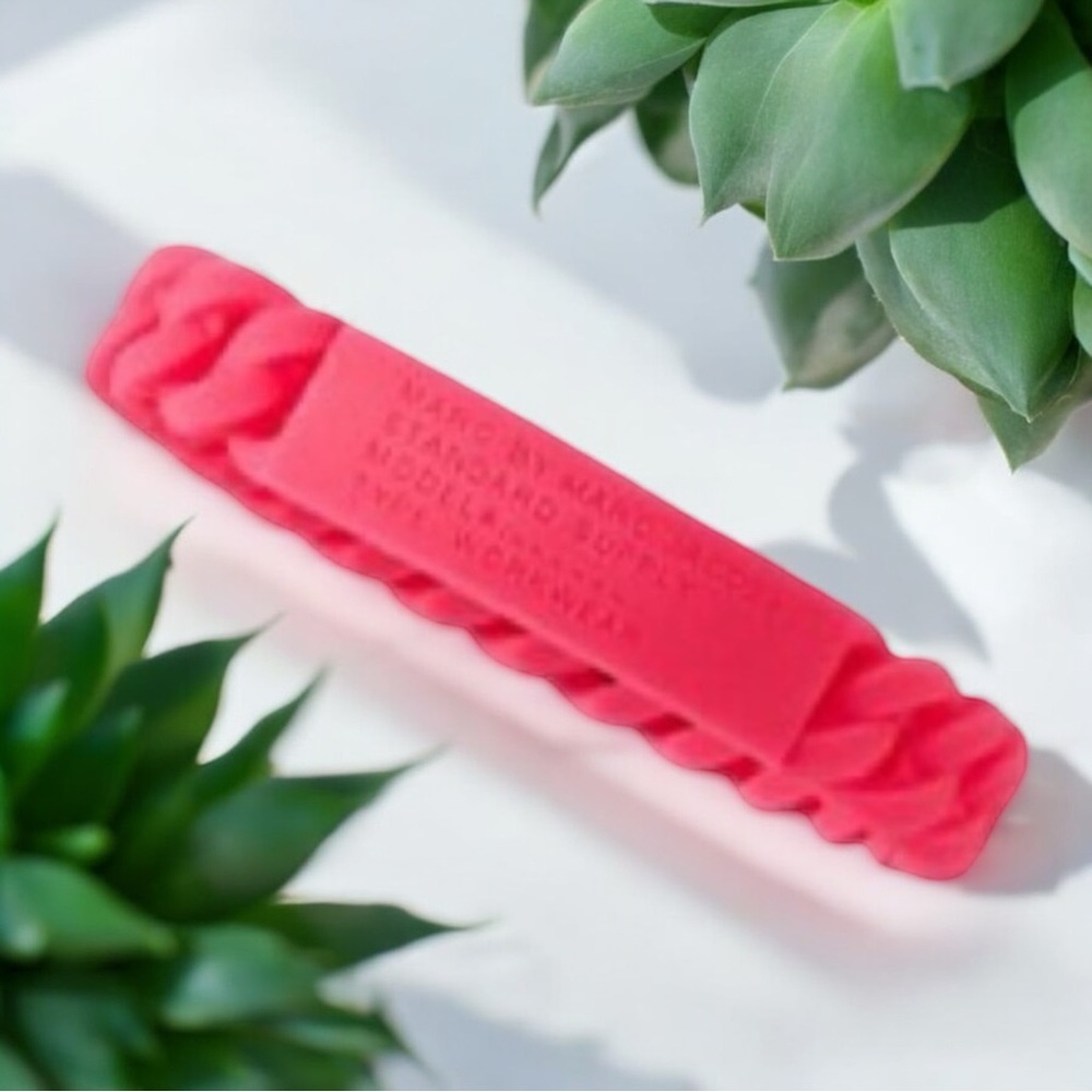 MARC BY MARC JACOBS -  Pink Silicone Twist Bracelet